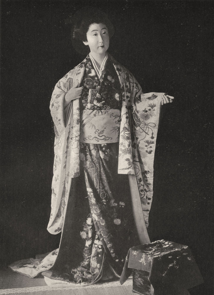 Daimon Japanese Robe JAPAN. Bridal robe daimio daughter;scarlet crepe kimono;damask satin ...