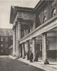 LONDON. Pensioners in the great Quadrangle of Chelsea Royal hospital 1926