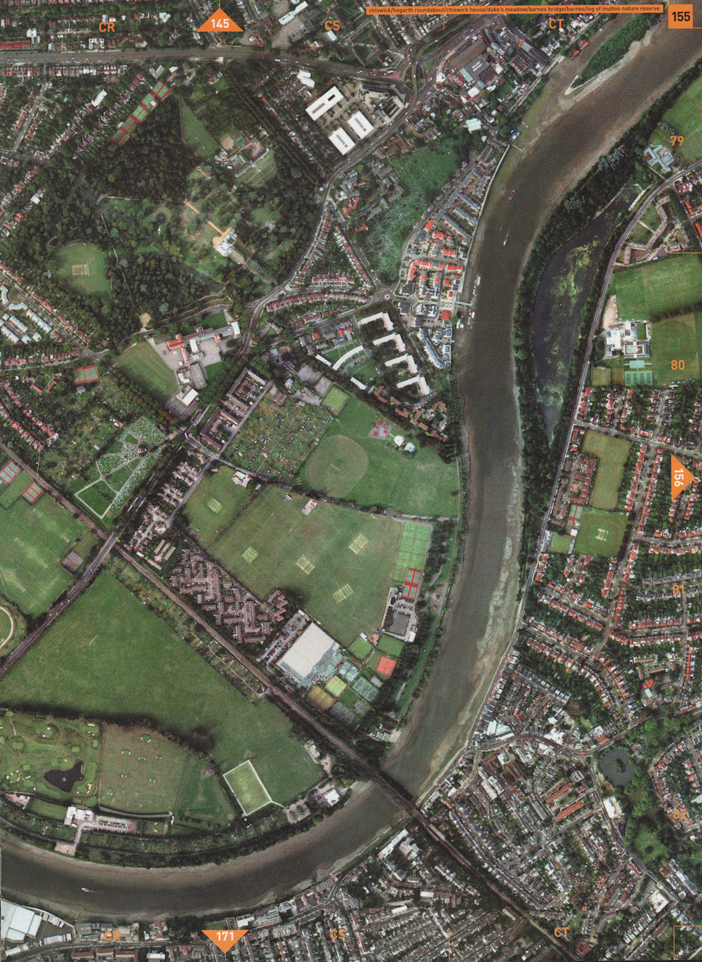CHISWICK W4 SW13.Hogarth Rbt Chiswick House Duke's Meadow Barnes Bridge 2000 map